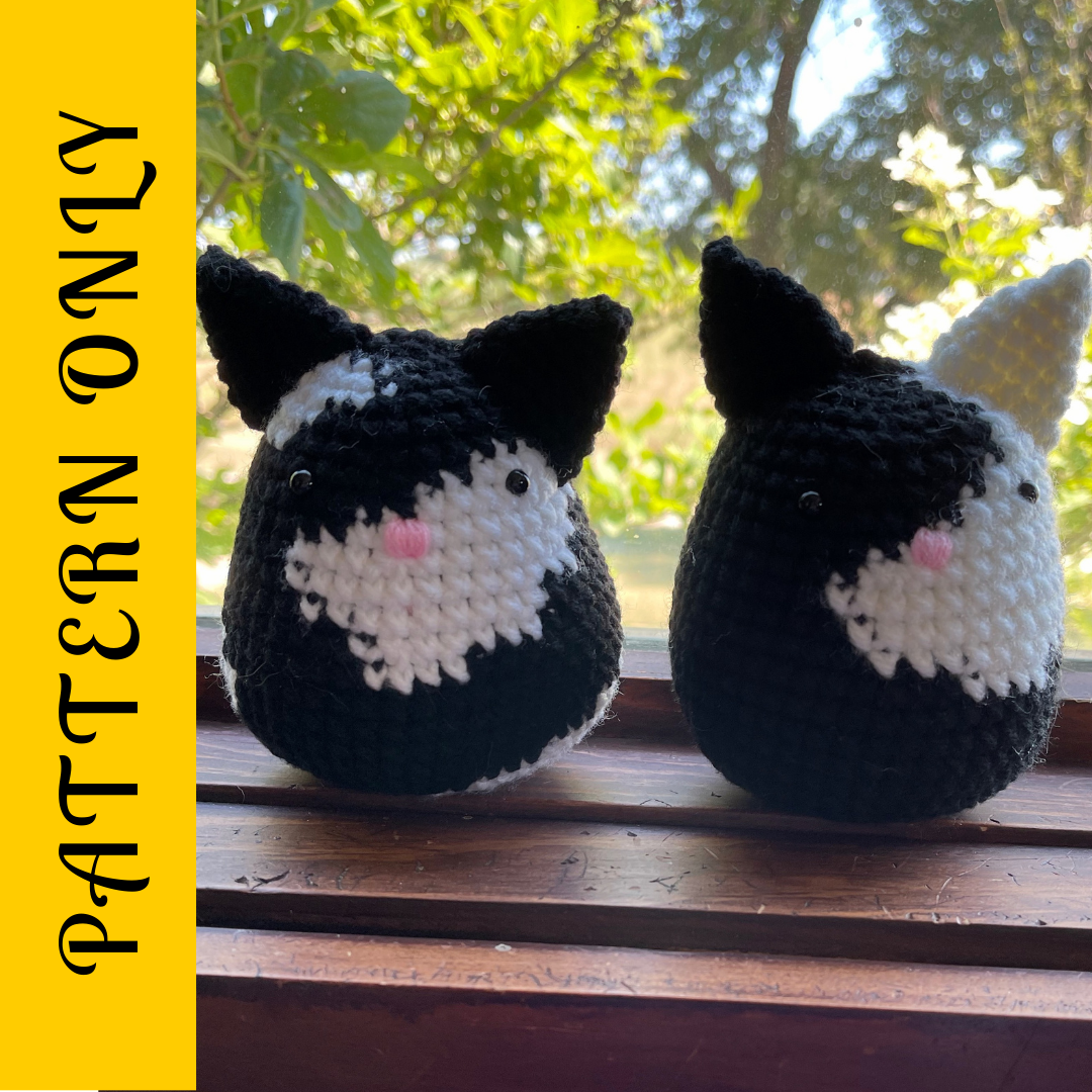 Black and White Cats - Crochet Pattern