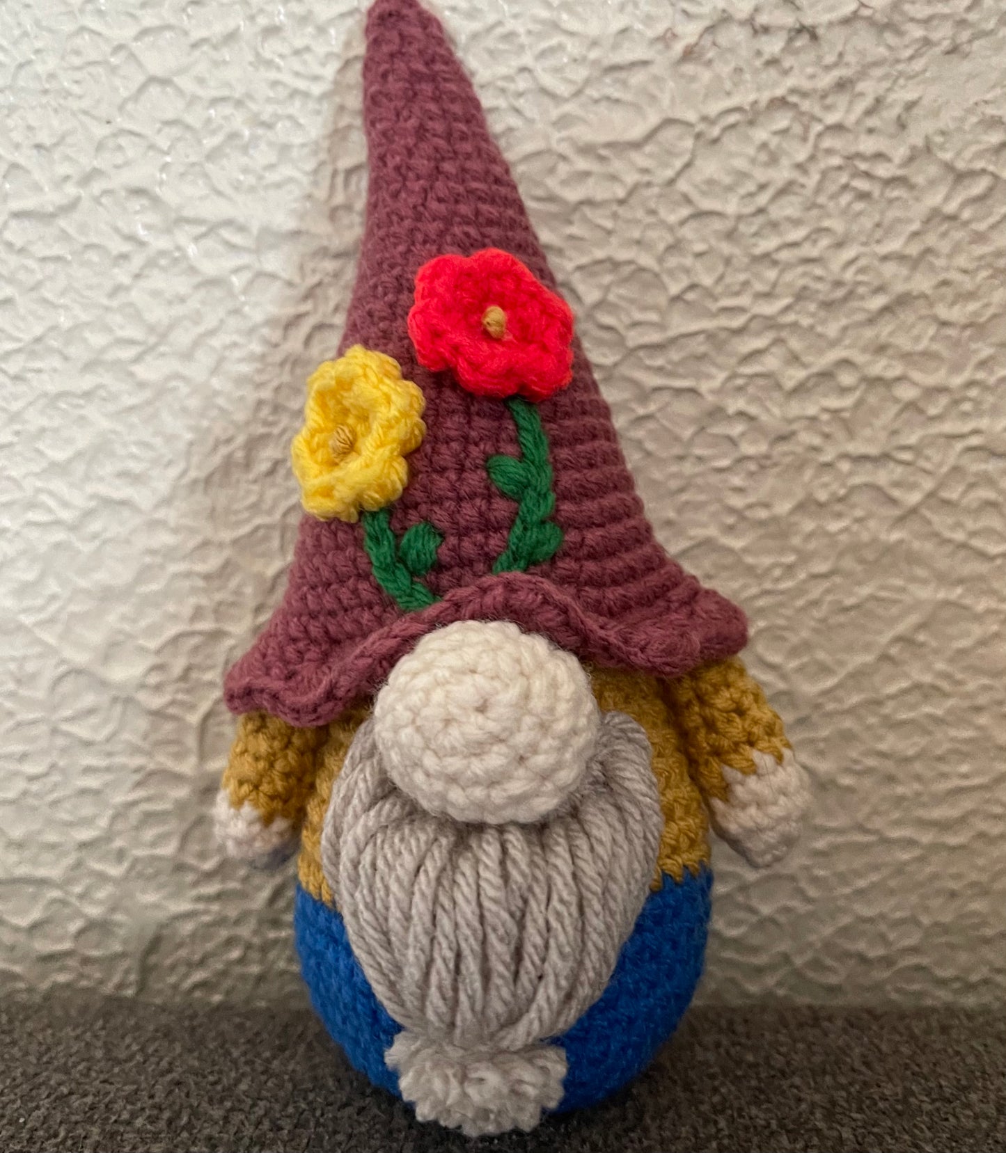 Gnome with Mauve hat